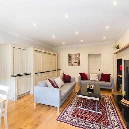 Self Catering , City Centre Apartment With Parking Edinburgh Bagian luar foto
