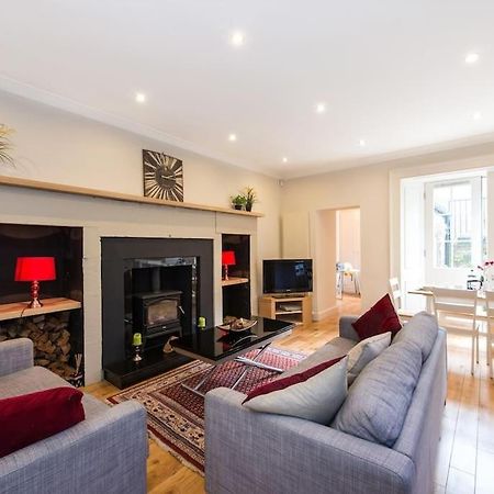 Self Catering , City Centre Apartment With Parking Edinburgh Bagian luar foto