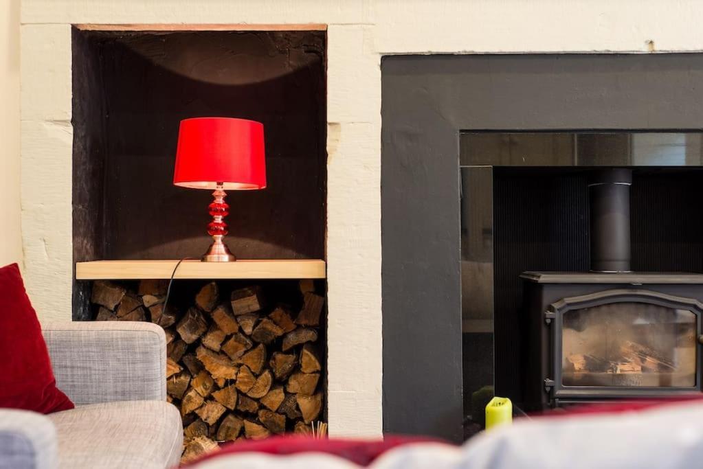 Self Catering , City Centre Apartment With Parking Edinburgh Bagian luar foto